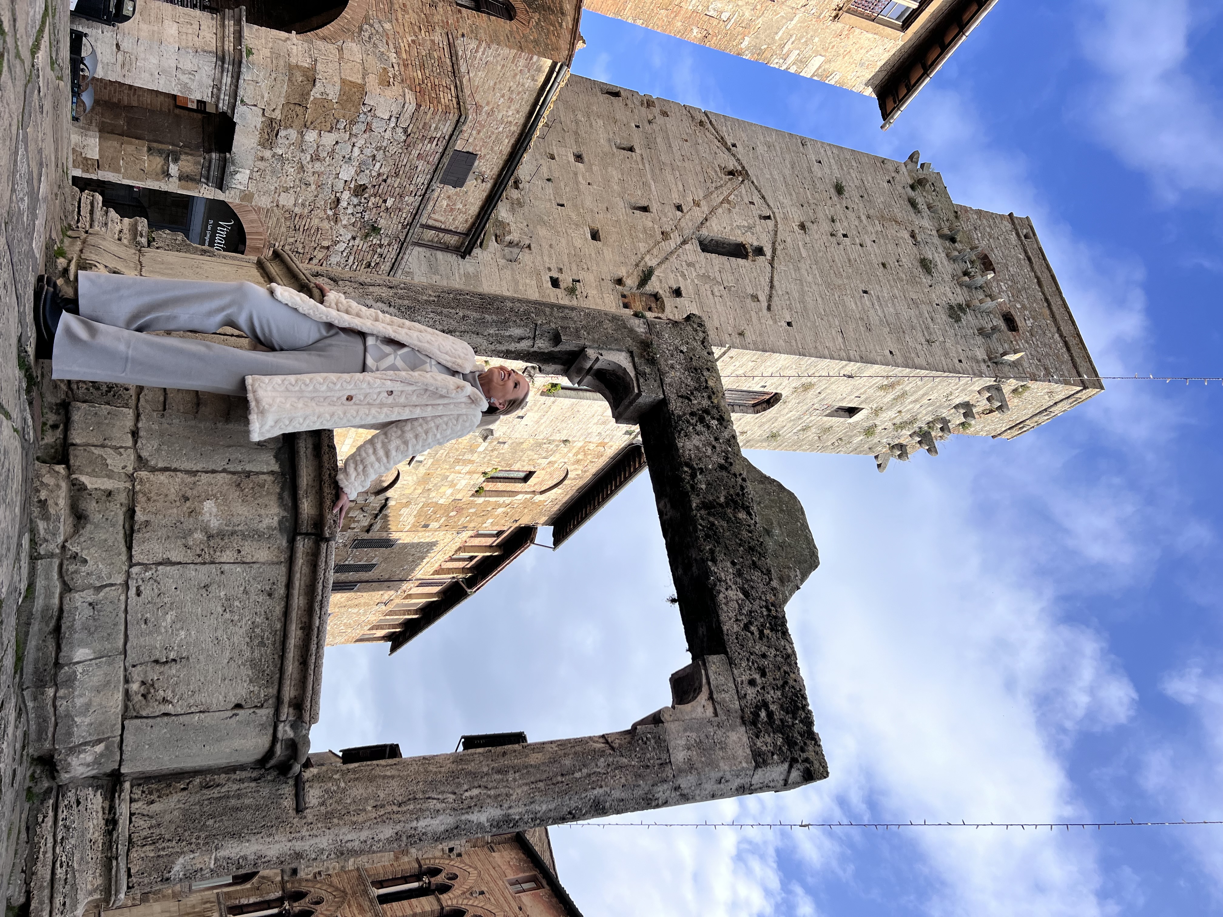 Angela Hughes in Tuscany
